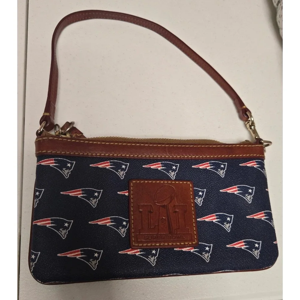 Dooney & Bourke dooney bourke